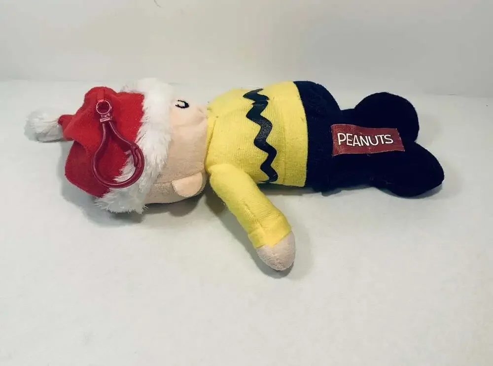 Charlie Brown Plush Christmas hat clip